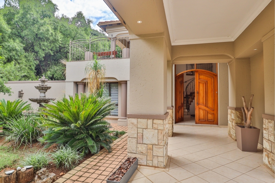 5 Bedroom Property for Sale in Xanadu Eco Park North West